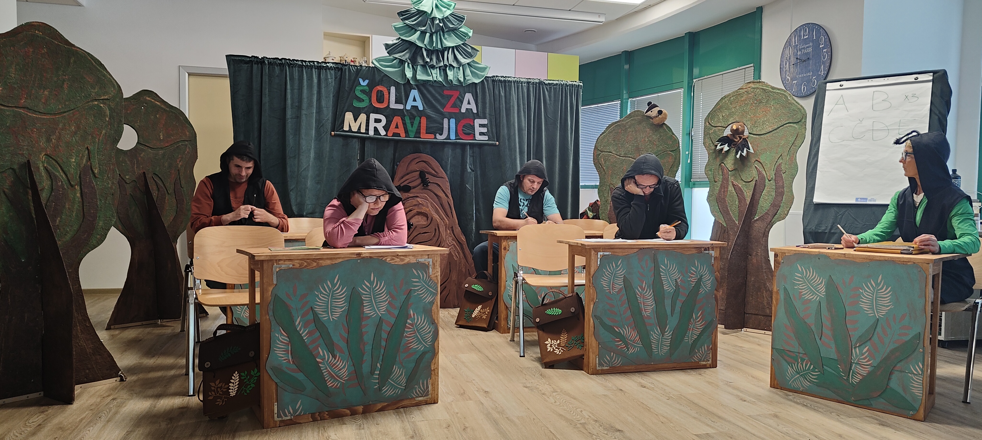 08- Sonček Mravljica Sanja